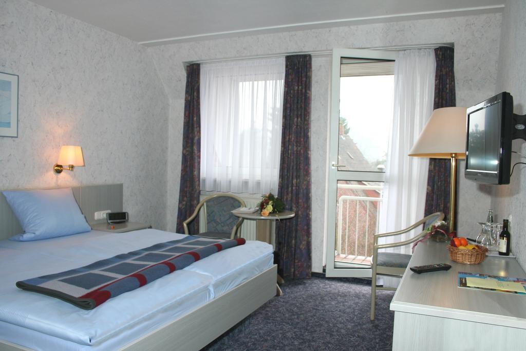 Hotel-Restaurant Kämper Superior Bad Zwischenahn Exteriör bild